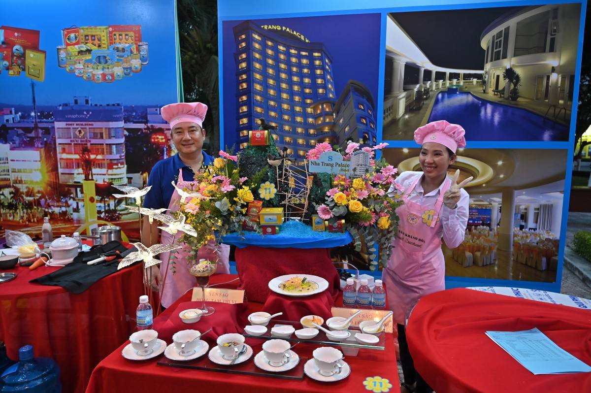 Lễ hội Ẩm thực Yến sào Khánh Hòa năm 2025 thu hút 20 đội thi đến từ mọi miền đất nước Lễ hội Ẩm thực Yến sào Khánh Hòa năm 2025 thu hút 20 đội thi đến từ mọi miền đất nước