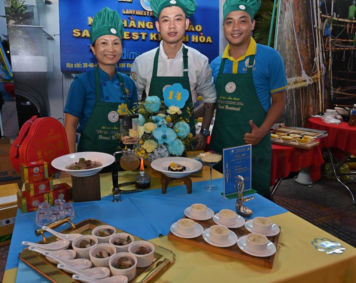 Lễ hội Ẩm thực Yến sào Khánh Hòa năm 2025 thu hút 20 đội thi đến từ mọi miền đất nước Lễ hội Ẩm thực Yến sào Khánh Hòa năm 2025 thu hút 20 đội thi đến từ mọi miền đất nước