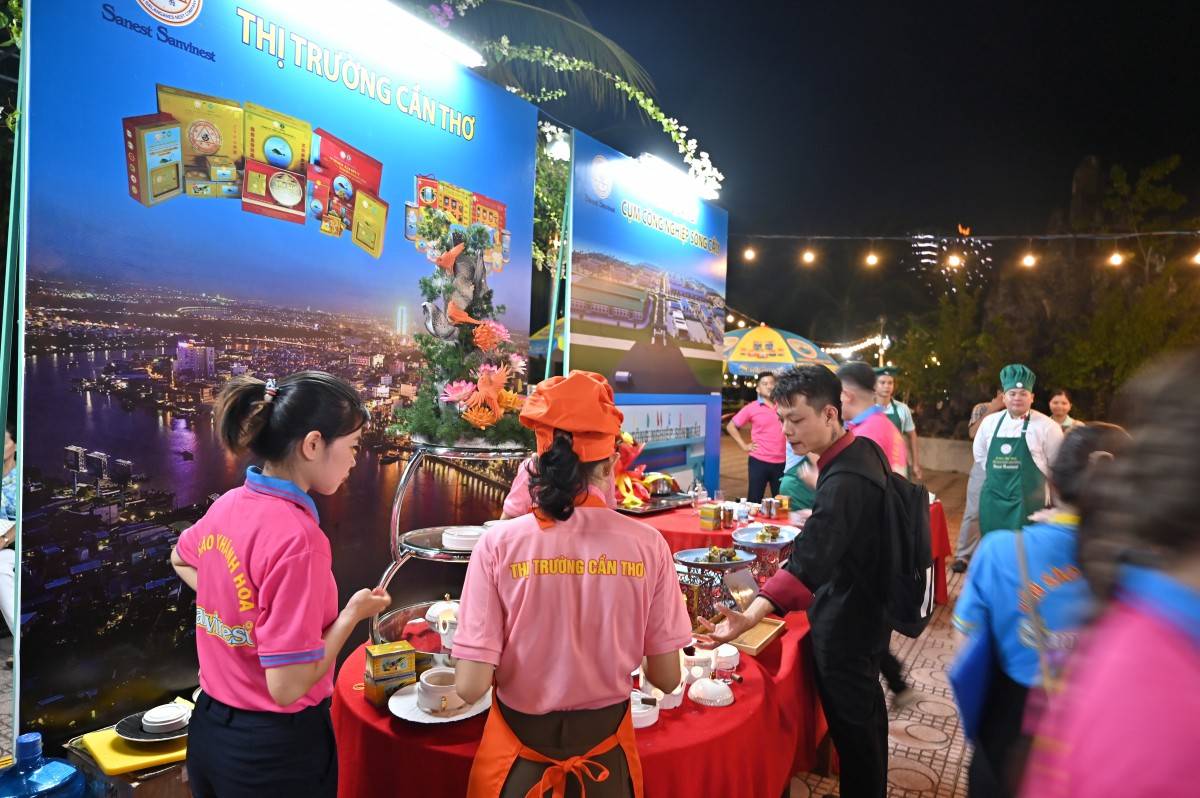 20 Đội thi ngành Yến Sào toàn quốc dự Lễ Hội ẩm thực Yến Sào Khánh Hòa 20 Đội thi ngành Yến Sào toàn quốc dự Lễ Hội ẩm thực Yến Sào Khánh Hòa