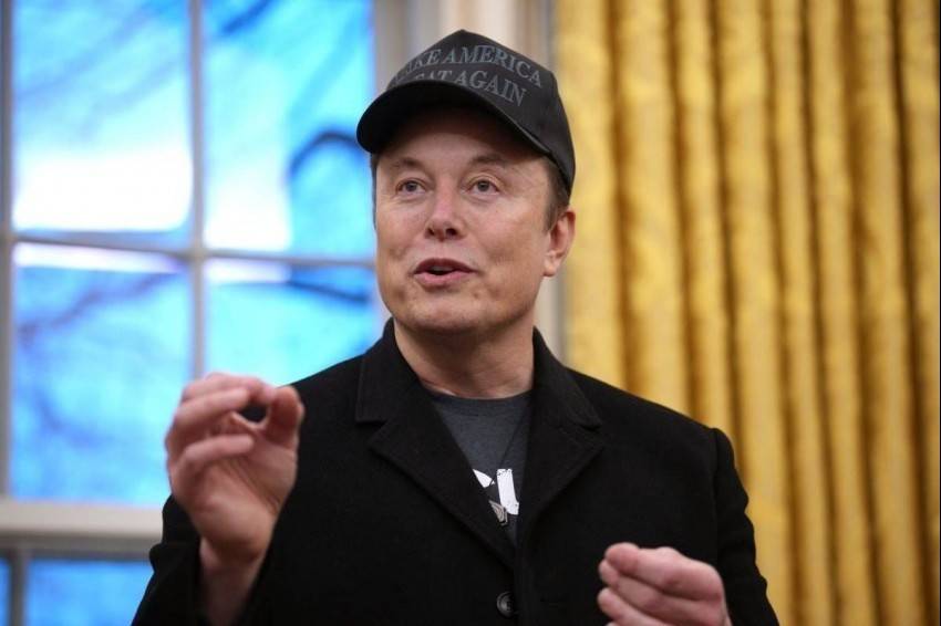 Ông Elon Musk mất gần 100 tỷ USD sau mâu thuẫn chính trị với ông Donald Trump