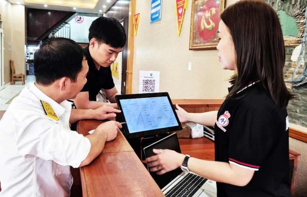 Tâm lý sợ công nghệ, nhiều hộ kinh doanh tháo biển hiệu làm freelancer