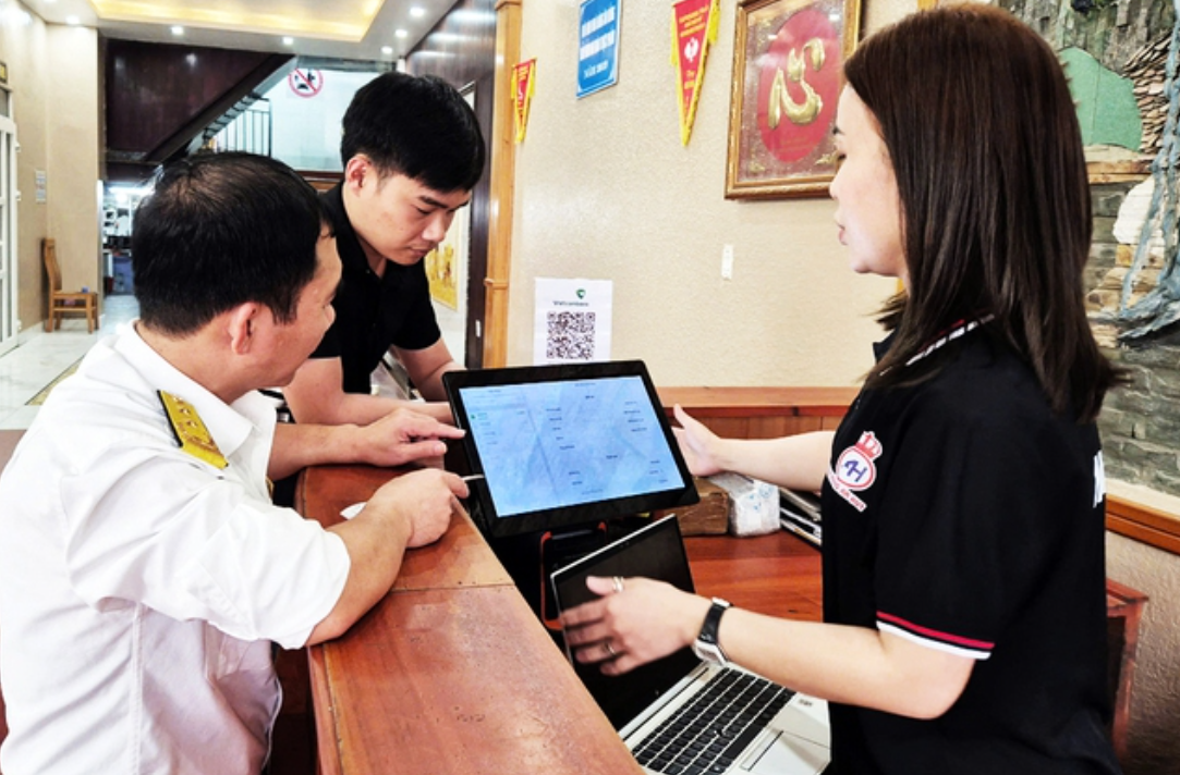 Tâm lý sợ công nghệ, nhiều hộ kinh doanh tháo biển hiệu làm freelancer