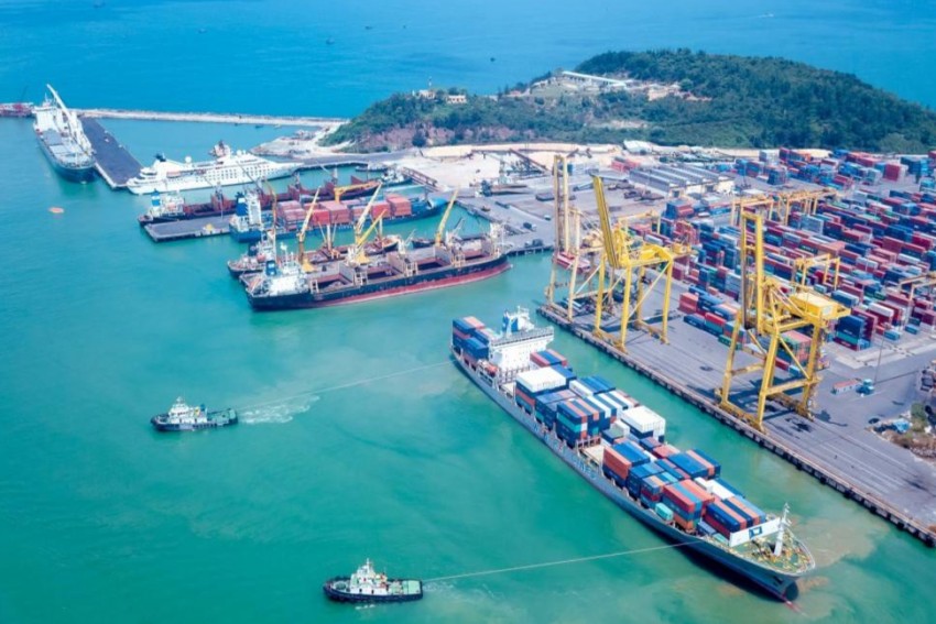 Thách thức xanh hóa vận tải biển toàn cầu: Việt Nam cần chủ động thích ứng