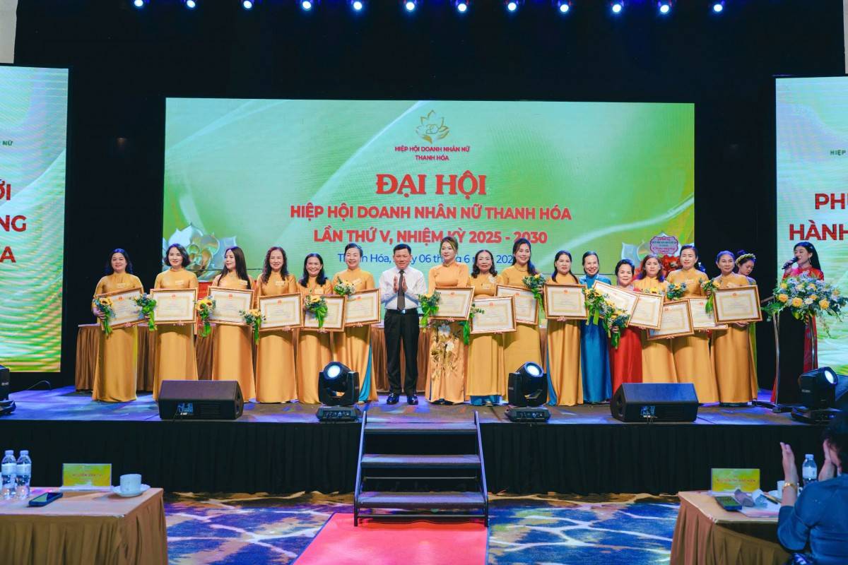 Doanh nhân Nguyễn Thị Hồng Liên được bầu làm Chủ tịch Hiệp hội Doanh nhân nữ Thanh Hóa