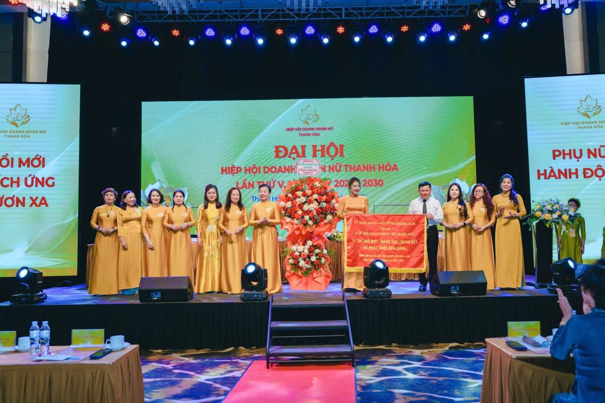 Doanh nhân Nguyễn Thị Hồng Liên được bầu làm Chủ tịch Hiệp hội Doanh nhân nữ Thanh Hóa