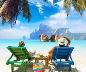 Du lịch và thương mại điện tử là động lực tăng trưởng đột phá