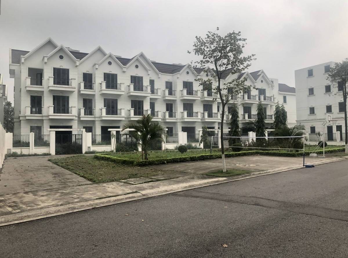 Lý do khó tin khiến biệt thự Vĩnh Phúc ế ẩm hàng loạt!
