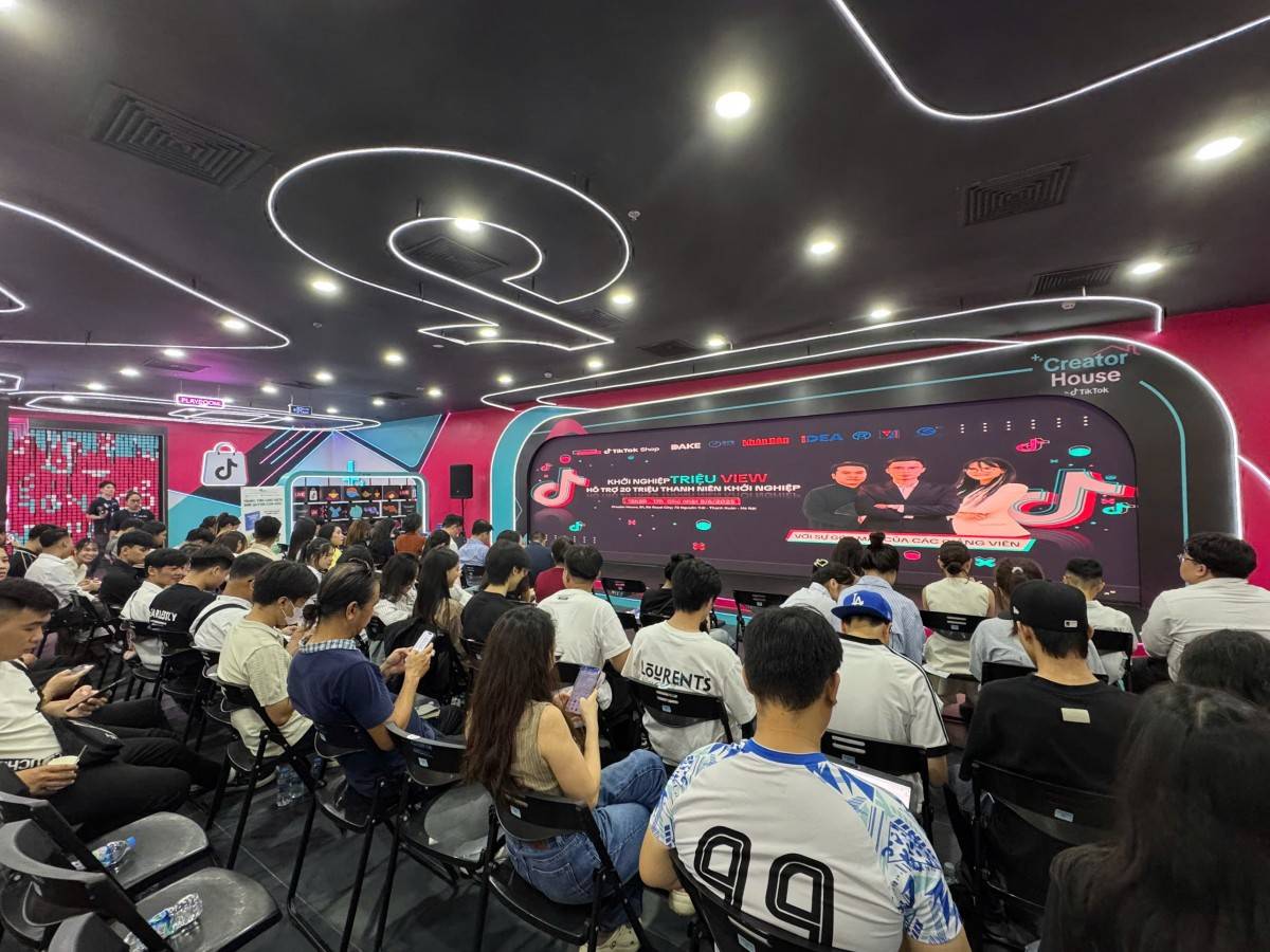 Thương mại điện tử: Miền đất hứa nhưng không dễ cho startup trẻ Việt Thương mại điện tử: Miền đất hứa nhưng không dễ cho startup trẻ Việt