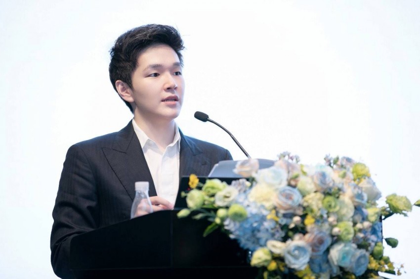 Chan dung Eric Tse - Người thừa kế thầm lặng của đế chế Sino Biopharmaceutical Chan dung Eric Tse - Người thừa kế thầm lặng của đế chế Sino Biopharmaceutical