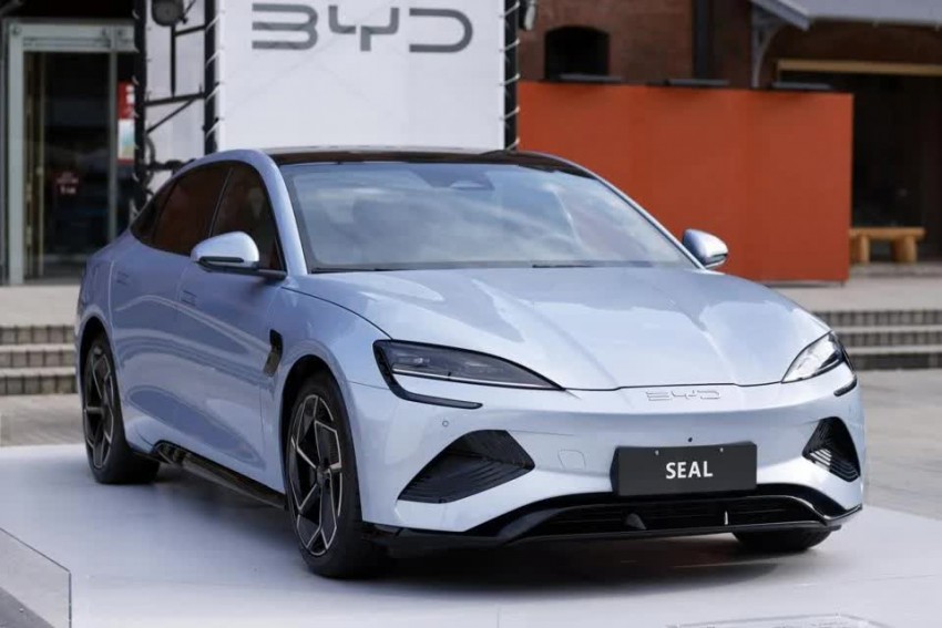 Bài học từ Trung Quốc trong cuộc đua điện hoá ngành ô tô?