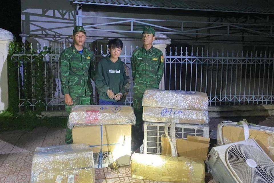 Lào Cai: Siết chặt kiểm soát biên giới, xóa điểm nóng hàng lậu