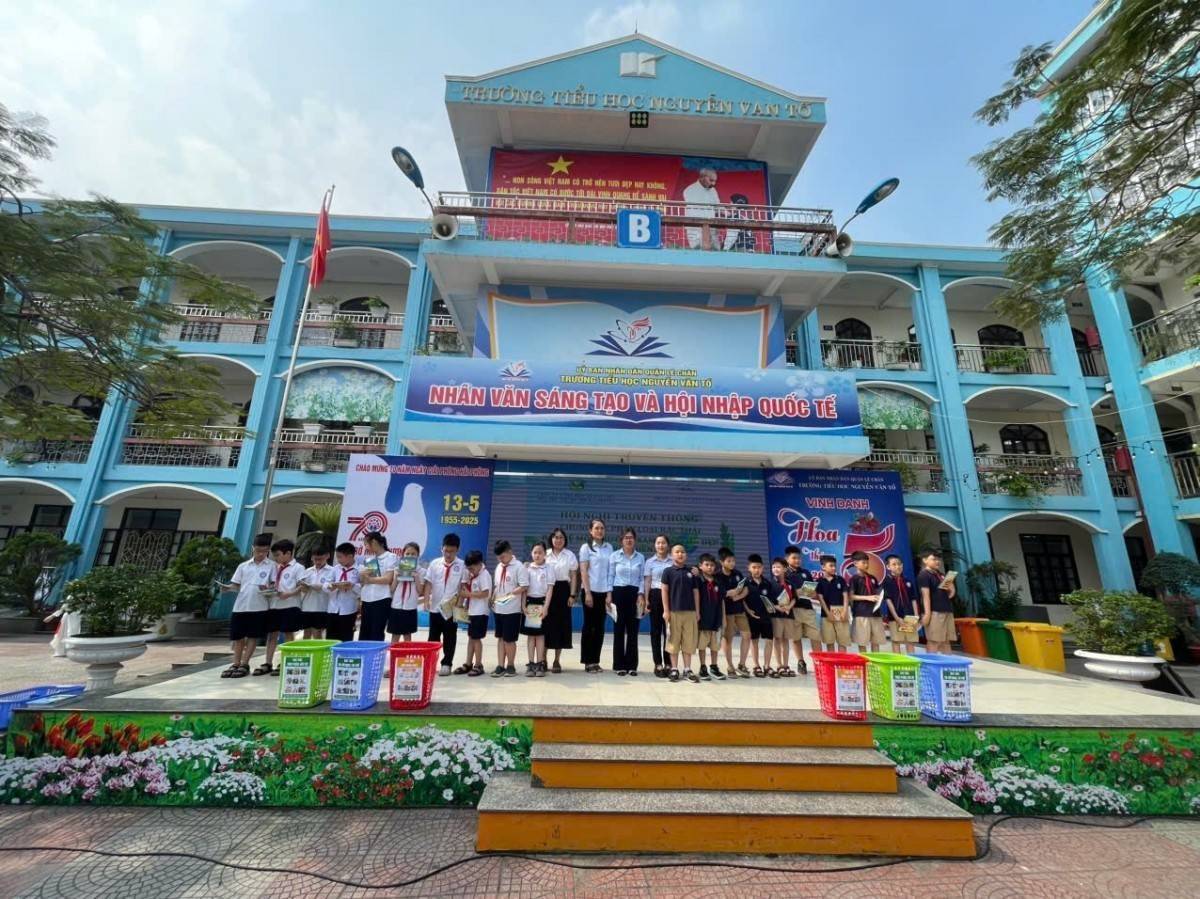 Lan tỏa “văn hóa phân loại rác” từ ghế nhà trường
