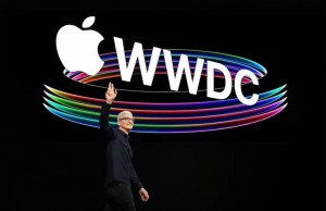 WWDC 2025: Vì sao Apple bốc hơi 75 tỷ USD vốn hóa vì "Siri"?