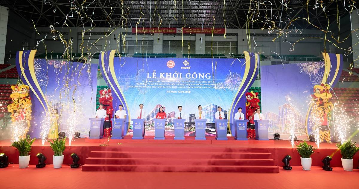 Nghi thức bấm nút khởi công cụm 3 dự án tại Hà Nam