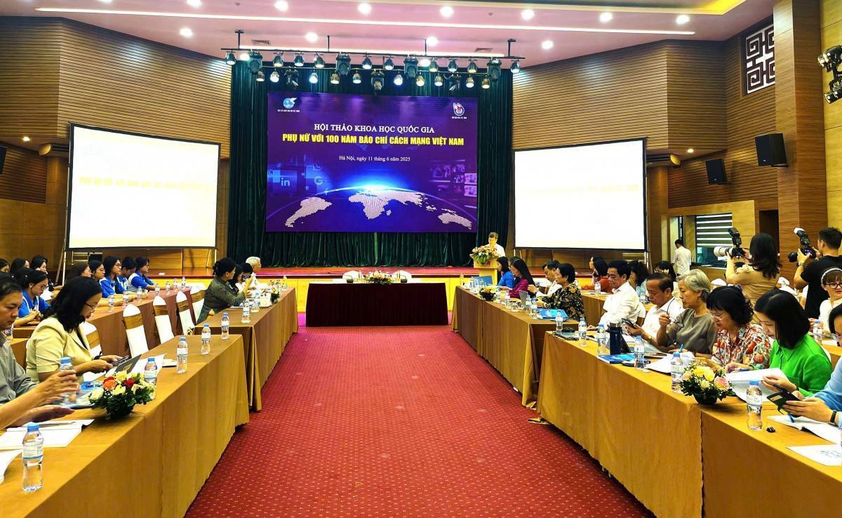 Báo chí Cách mạng Việt Nam: 100 năm đồng hành cùng phong trào phụ nữ Báo chí Cách mạng Việt Nam: 100 năm đồng hành cùng phong trào phụ nữ