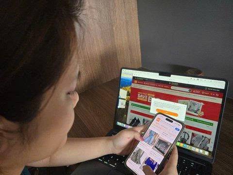 bùng nổ của thương mại điện tử (TMĐT) cùng với tốc độ tăng trưởng vượt bậc, TMĐT đã trở thành một phần không thể thiếu trong đời sống.