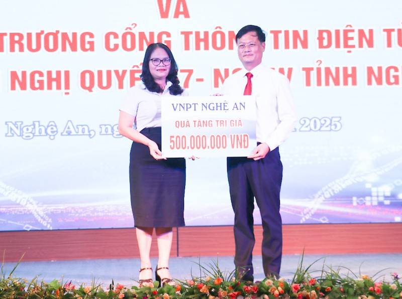 Nghệ An phát động Phong trào “Bình dân học vụ số”