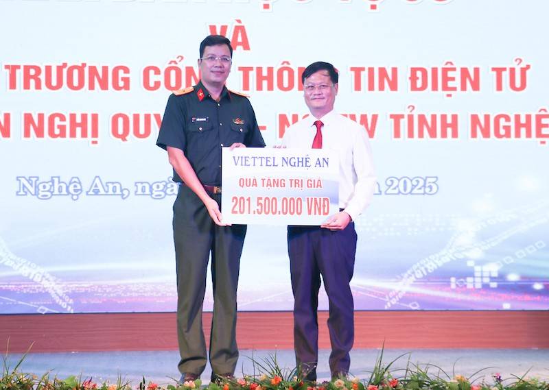 Nghệ An phát động Phong trào “Bình dân học vụ số”