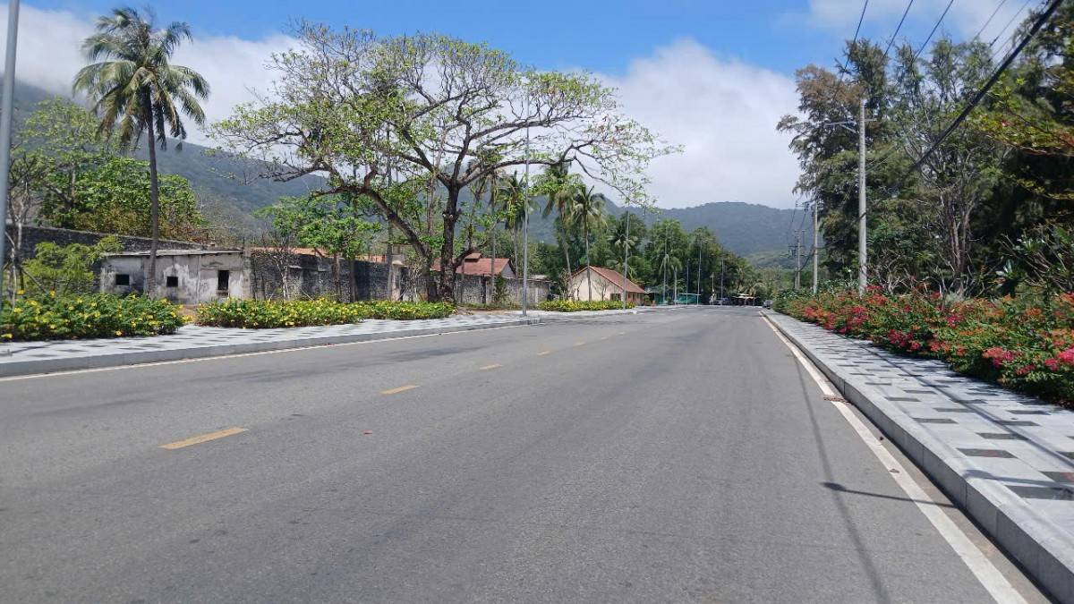 Chính quyền Bà Rịa- Vũng Tàu chú trọng việc xây dựng Côn Đảo theo hướng xanh, sạch, đẹp. Nói không với rác thải nhựa và túi nilon Chính quyền Bà Rịa- Vũng Tàu chú trọng việc xây dựng Côn Đảo theo hướng xanh, sạch, đẹp. Nói không với rác thải nhựa và túi nilon