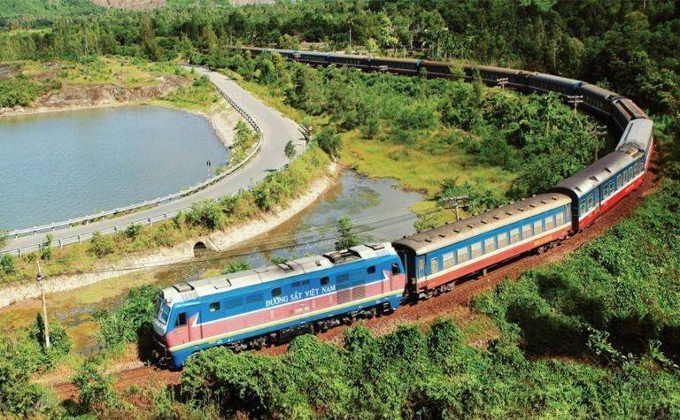Chạy đua "giải phóng mặt bằng" dự án đường sắt tỷ USD
