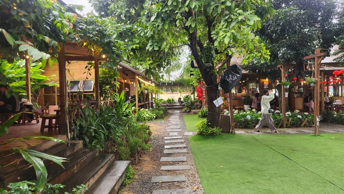 kinh doanh café, giữ khách, khách hàng, phục vụ, kinh doanh 2