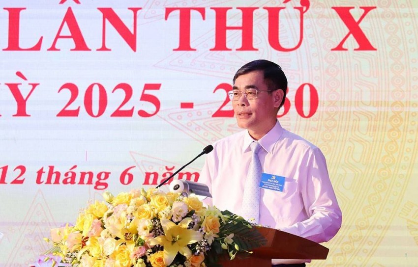 Đồng chí Đỗ Quang Minh - Phó Bí thư Chuyên trách Đảng ủy UBND tỉnh phát biểu chỉ đạo Đại hội Đại hội Đảng bộ Sở Văn hóa, Thể thao và Du lịch Yên Bái lần thứ X: Khơi nguồn sức mạnh – Định hướng tương lai