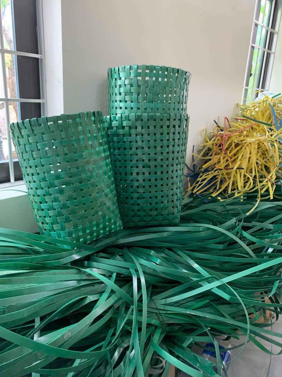 Côn Đảo sáng tạo túi tái chế từ rác: Đẹp, độc, xanh Côn Đảo sáng tạo túi tái chế từ rác: Đẹp, độc, xanh