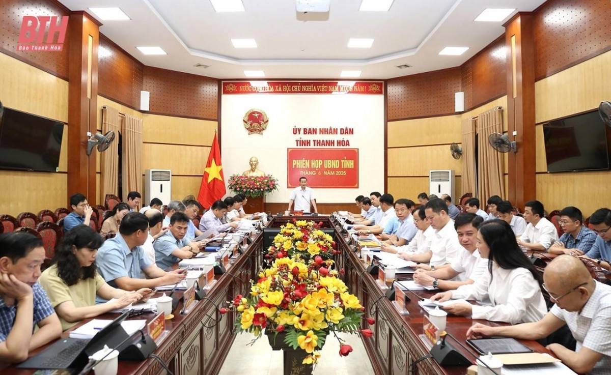 Thanh Hóa: Ưu tiên phân luồng “làn xanh” hỗ trợ doanh nghiệp