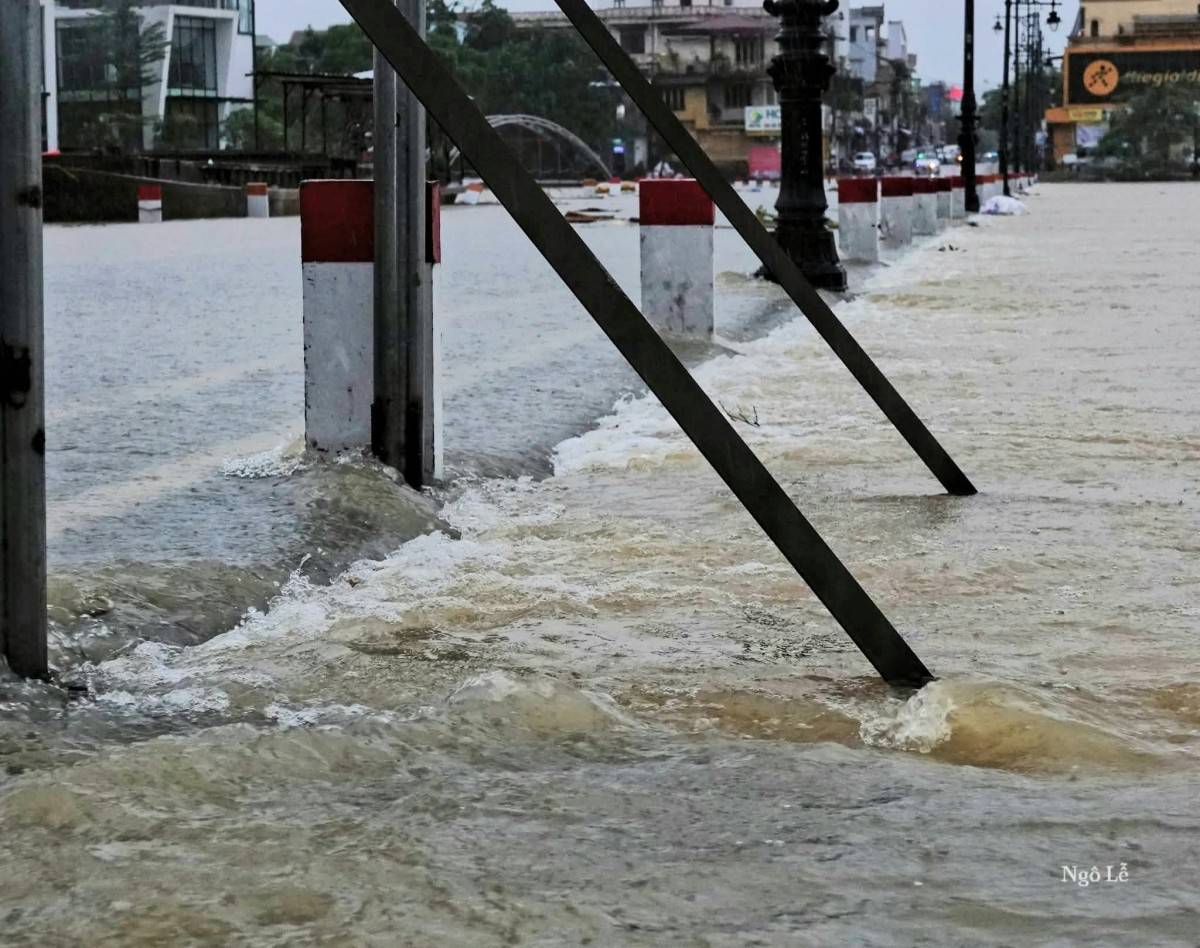 Thiên tai, Miền Trung, cảnh báo, mưa lớn, Biến đổi khí hậu 1