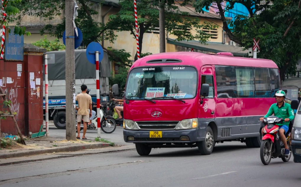 Các doanh nghiệp vận tải, lái xe bày tỏ sự ủng hộ với đề xuất bỏ quy định “thời gian lái xe của người lái xe ôtô không quá 48 giờ trong một tuần” - Ảnh: Hoà Nam