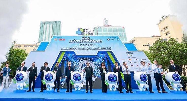 Ngày không tiền mặt 2025: Lan tỏa lối sống số, thúc đẩy phát triển kinh tế