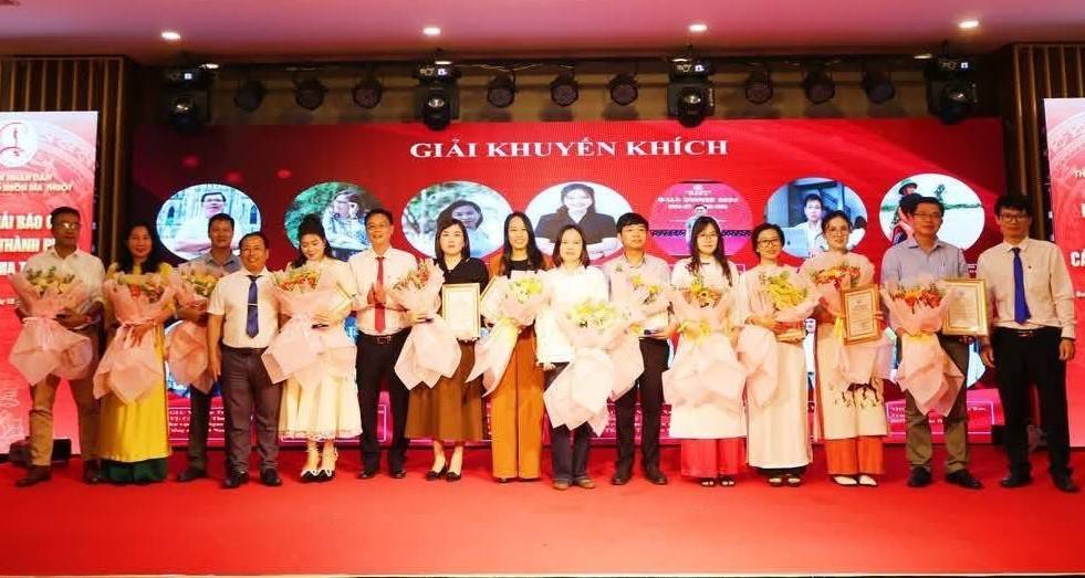 Báo chí Cách mạng Việt Nam ,nhà báo, cách mạng, dân tộc,người cầm bút 3