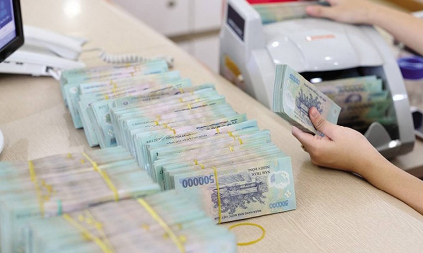 Vốn tín dụng chảy mạnh vào sản xuất – xuất khẩu, tiền gửi vẫn chậm nhịp
