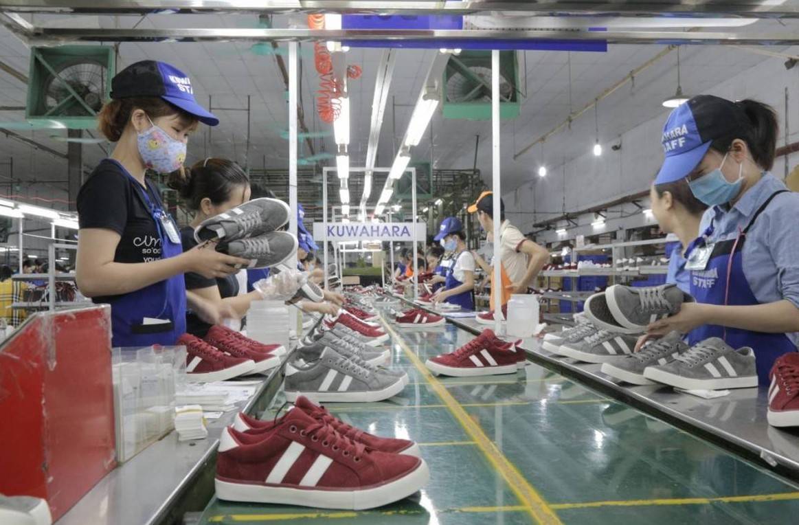 Thương hiệu giày "quốc dân" Giày Thượng Đình chật vật với bài toán thoái vốn nhà nước