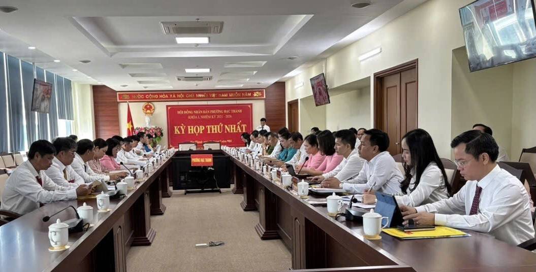 Hội nghị trực tuyến vận hành mẫu hoạt động của các cấp ủy Đảng, HĐND, UBND tại Trụ sở cơ quan Thành ủy Thanh Hóa.