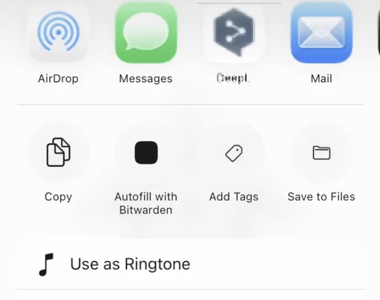 Tùy chọn sử dụng tập tin âm thanh như nhạc chuông trên iOS 26. Ảnh: 9to5Mac   Tùy chọn sử dụng tập tin âm thanh như nhạc chuông trên iOS 26. Ảnh: 9to5Mac