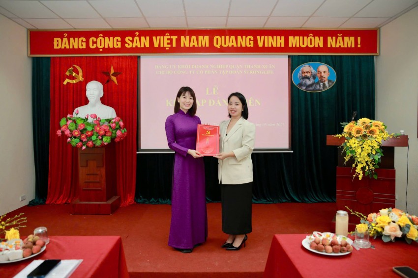 Đảng ủy Khối Doanh nghiệp quận Thanh Xuân: Đẩy mạnh phát triển đảng viên là chủ doanh nghiệp