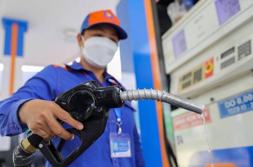 Giá xăng dầu ngày mai (19/6) khả năng tiếp tục tăng