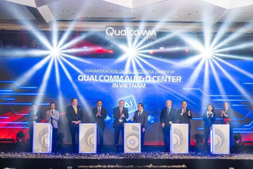 Lễ ra mắt Trung tâm nghiên cứu và phát triển trí tuệ nhân tạo (AI R&D) của Qualcomm.