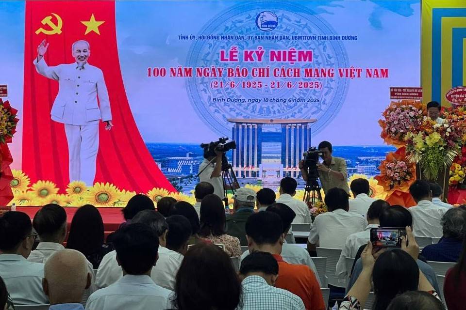 Bình Dương kỷ niệm 100 năm Ngày Báo chí Cách mạng: Tôn vinh những người làm báo thời đại mới