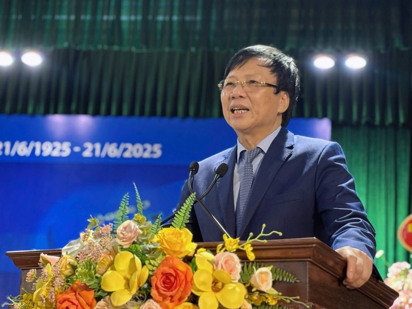 Cuốn sách “Sự thật, Lẽ phải và Ngọn bút” và lời tự sự về đạo đức nghề làm báo