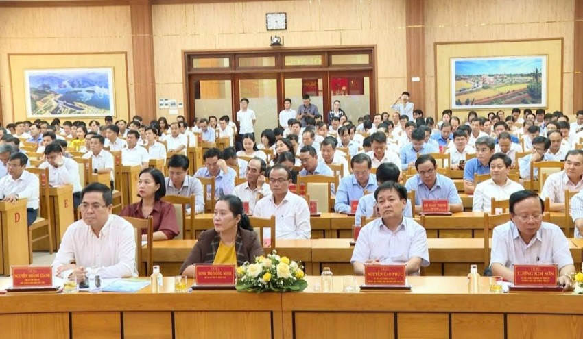 Đại biểu dự Hội nghị