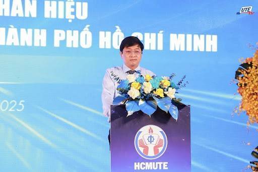 Công bố Quyết định thành lập Phân hiệu Trường Đại học Sư phạm Kỹ thuật TP. Hồ Chí Minh tại tỉnh Bình Phước