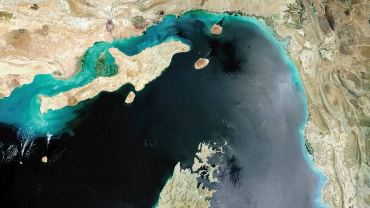 Mỹ kéo Trung Quốc vào căng thẳng với Iran vì eo biển Hormuz