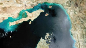 Mỹ kéo Trung Quốc vào căng thẳng với Iran vì eo biển Hormuz