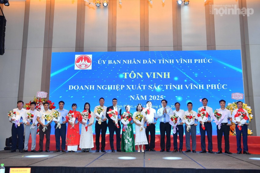 Vĩnh Phúc vinh danh doanh nhân, doanh nghiệp xuất sắc