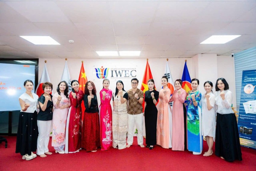 Doanh nhân thời hội nhập: Kiến tạo thương hiệu từ chính mình