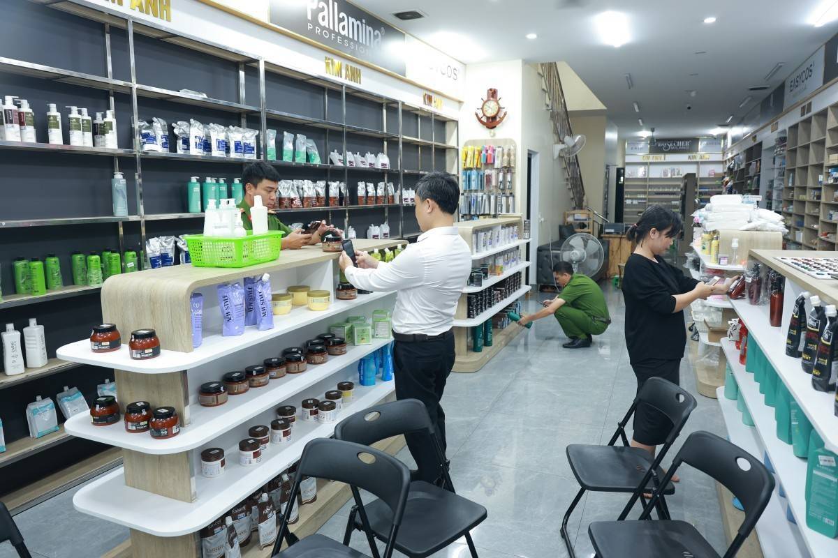 Quảng Trị: Phát hiện và thu giữ 2,5 tấn mỹ phẩm không rõ nguồn gốc