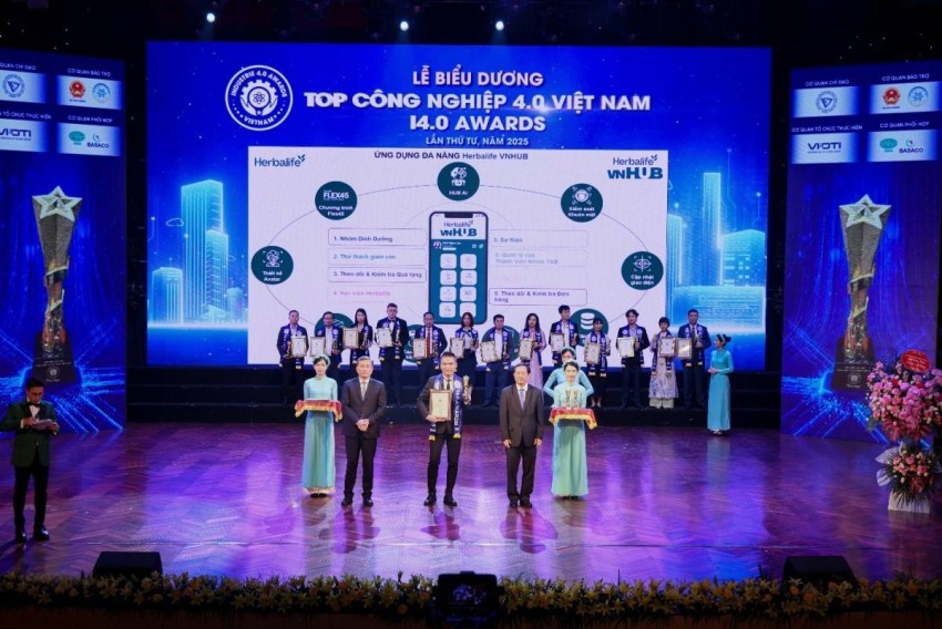 Herbalife tiếp tục được vinh danh lần thứ 3 tại Top Công Nghiệp  4.0 Việt Nam.jpg