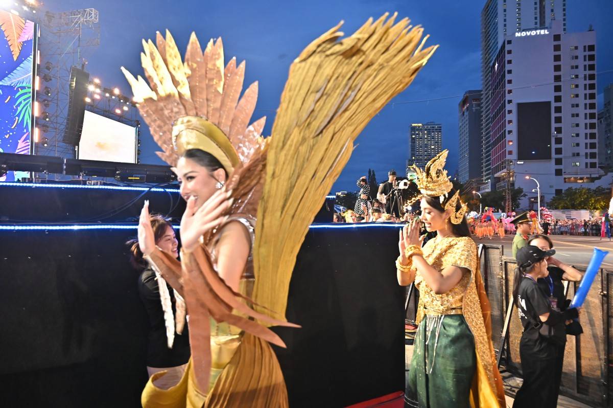 Nha Trang “bùng nổ” mùa hè với Lễ hội Văn Hóa - Du lịch biển thu hút 667.000 du khách